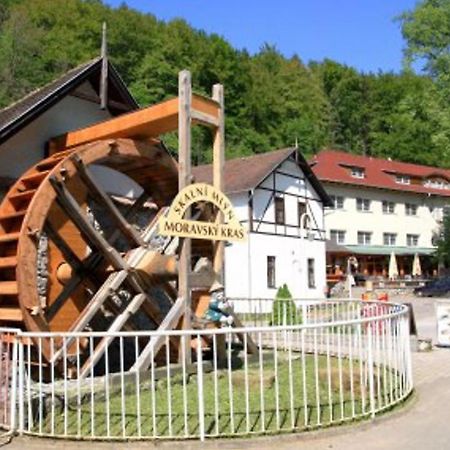 Hotel Skalní Mlýn Blansko Exterior foto